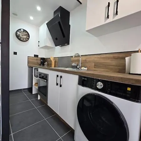 Appartement T2 En Duplex La Verpillière Esterno foto